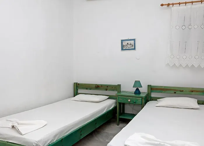 Ξενοδοχείο με διαμερίσματα Miltiadis 2*